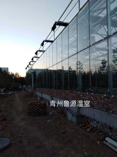 山西休闲玻璃温室1800平方